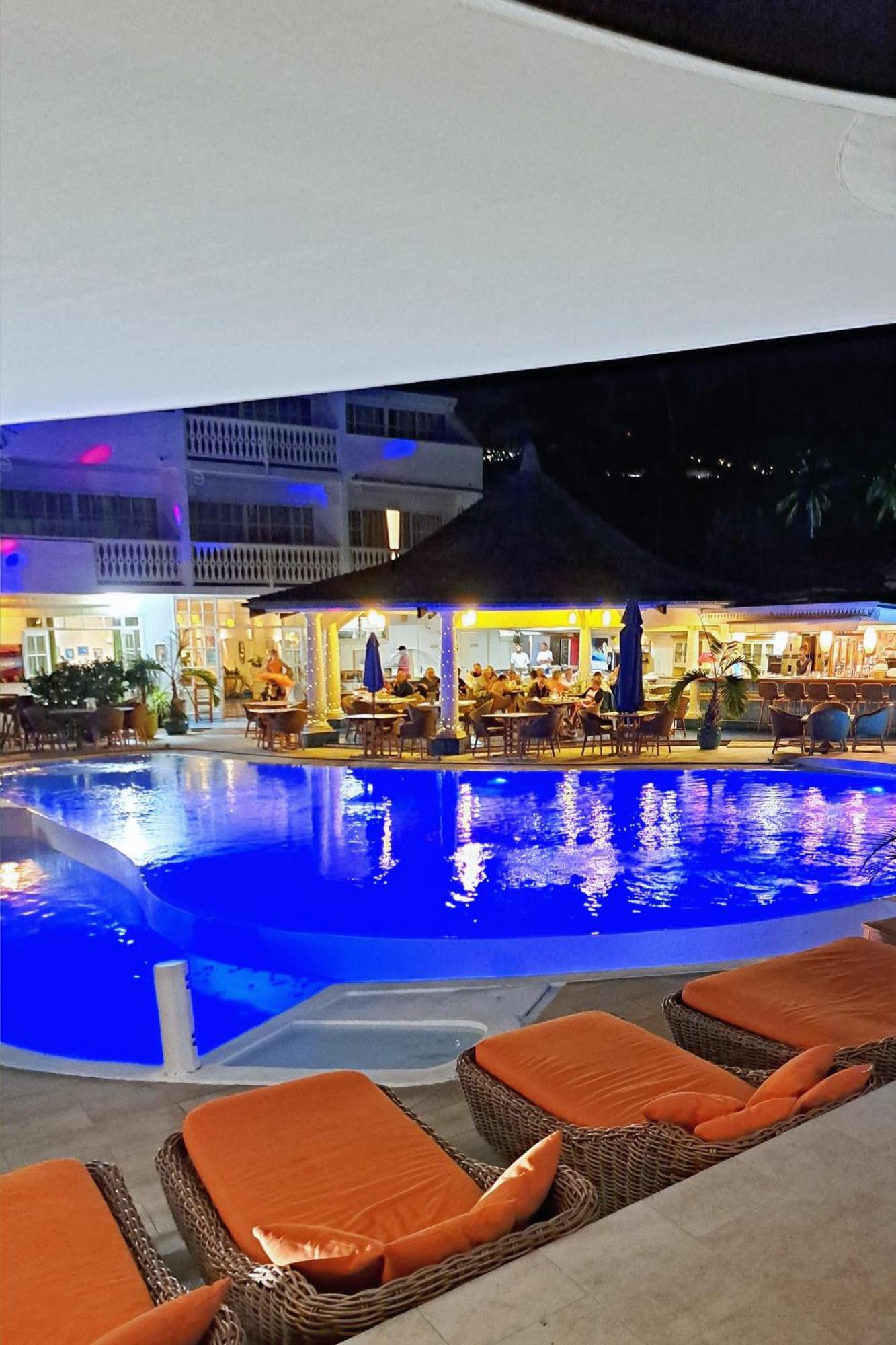 Le Nautile Beachfront Сен-Жиль-ле-Бэн Экстерьер фото